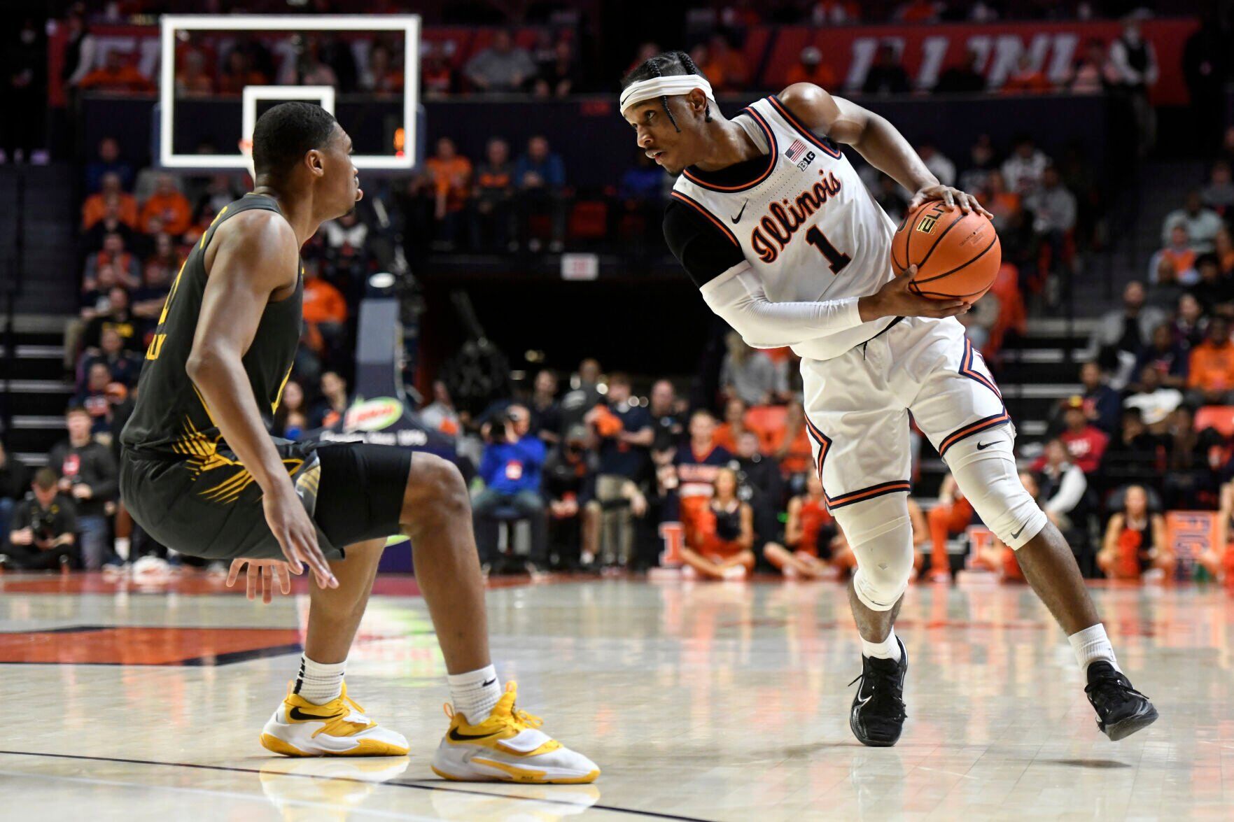 Iowa Illinois Basketball